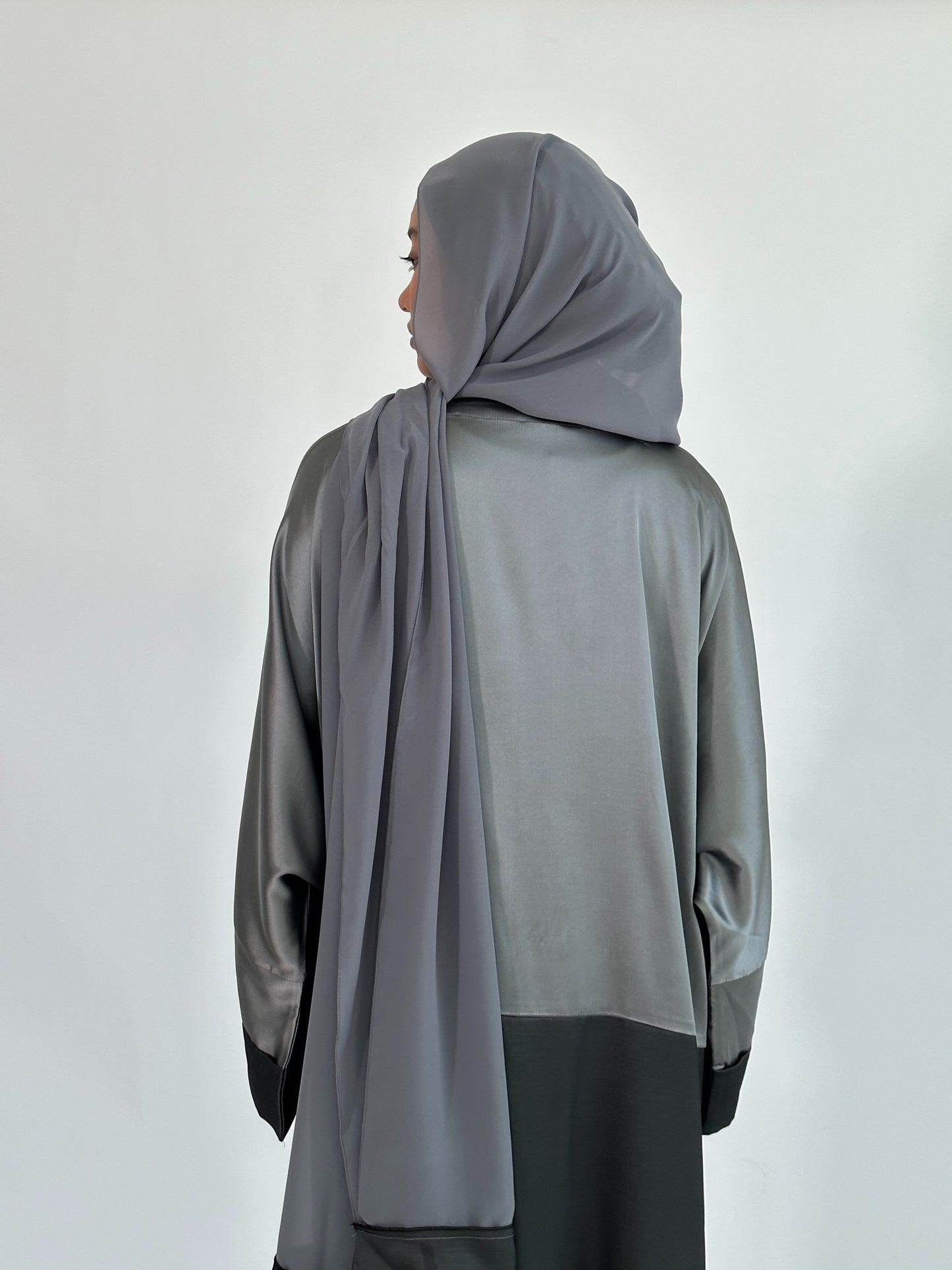 Malika Silk Abaya Set| Silver