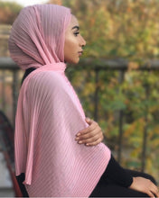 Load image into Gallery viewer, Pleated Chiffon Hijab // PEONY