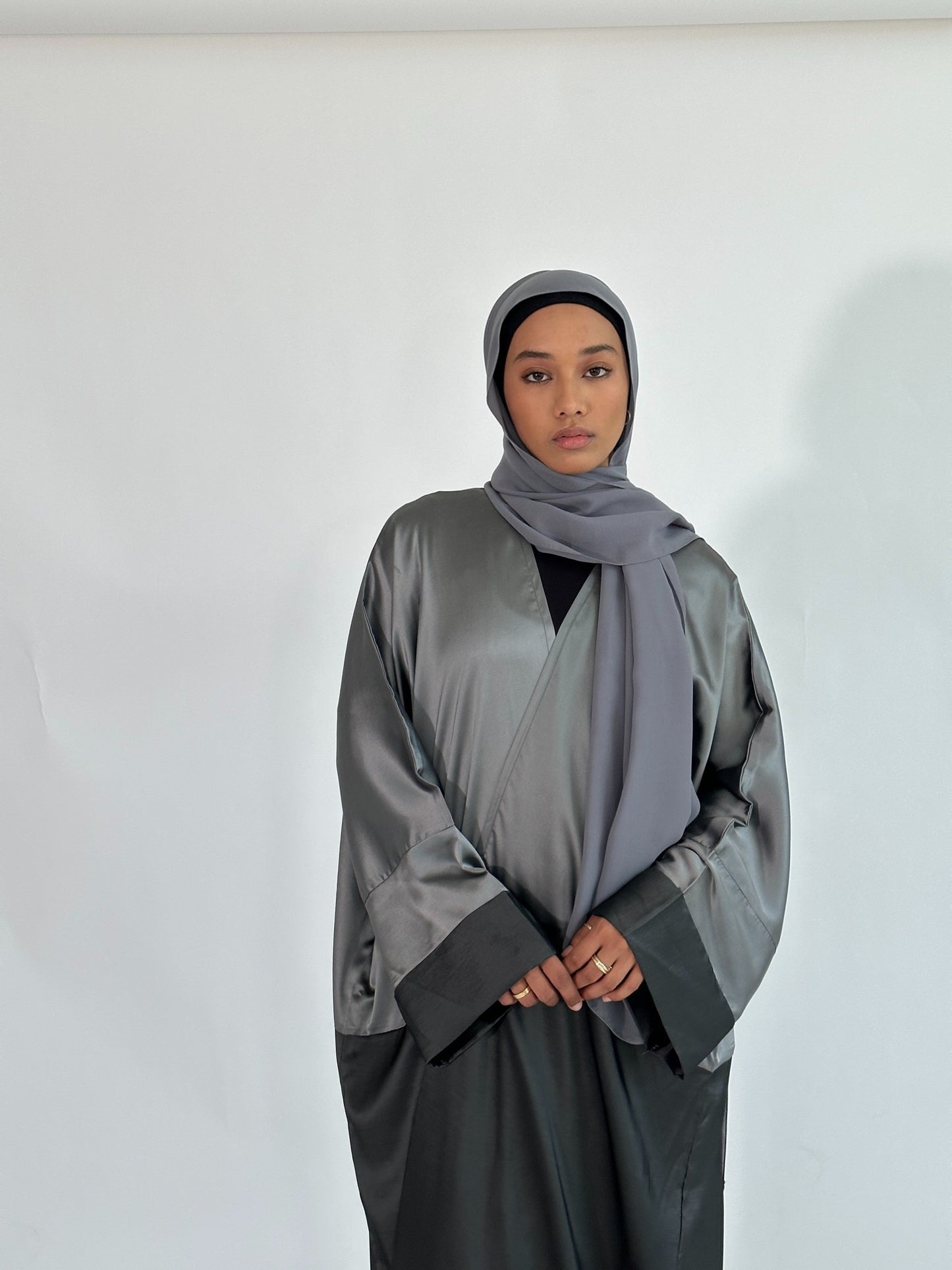 Malika Silk Abaya Set| Silver