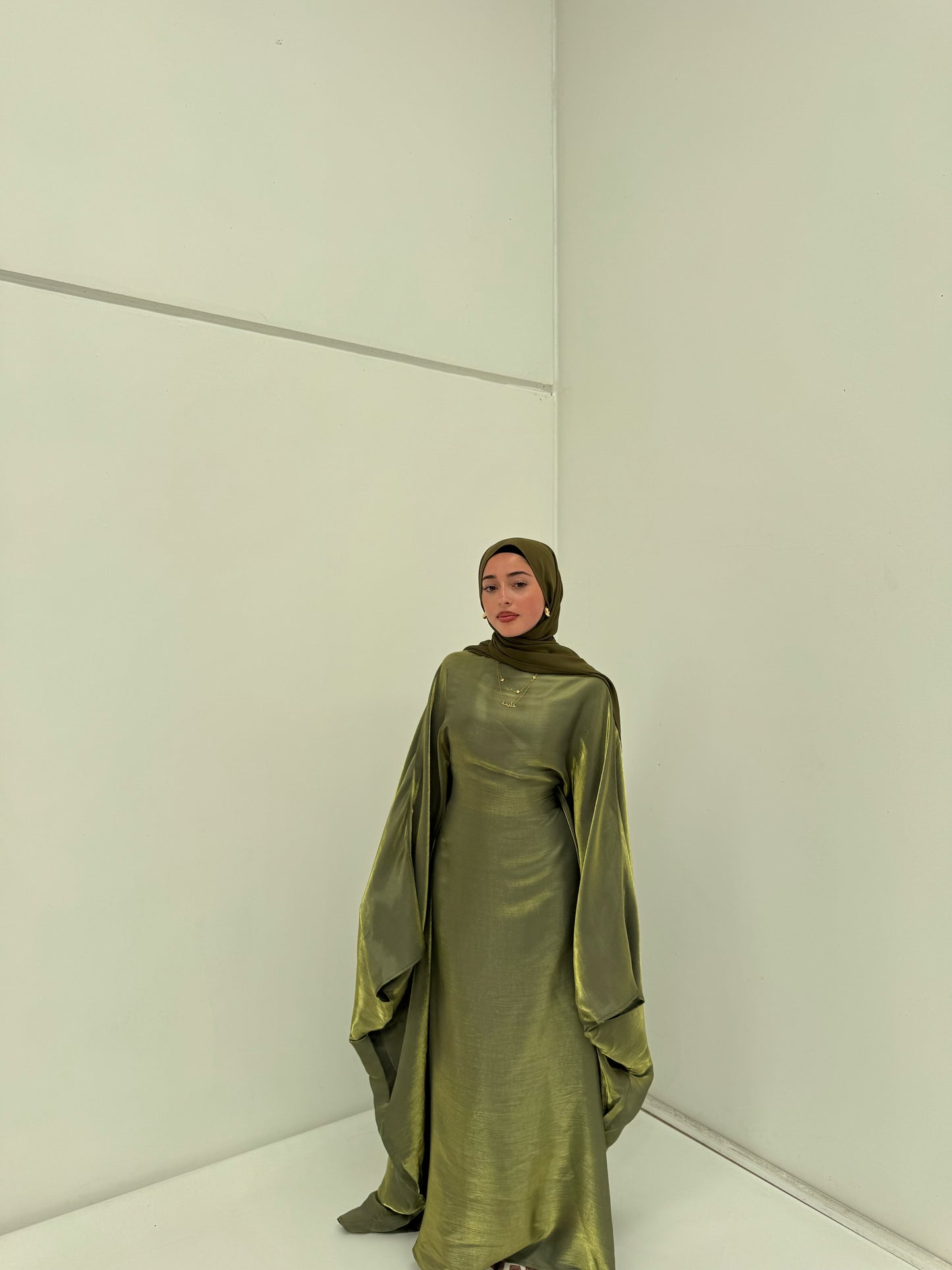 Zayna Kaftan | Zaytoon