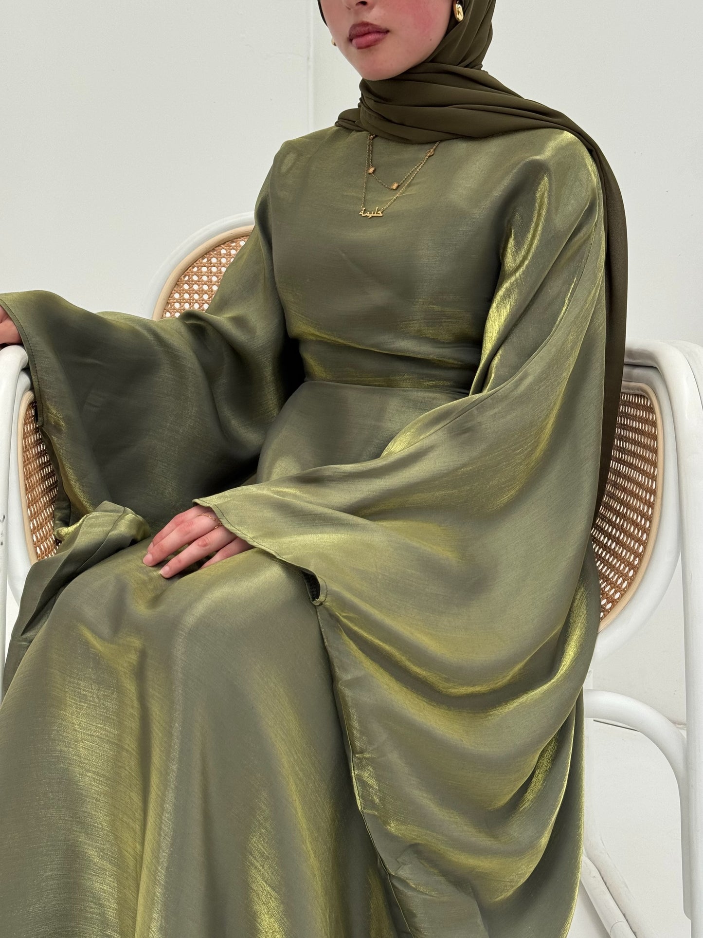 Zayna Kaftan | Zaytoon