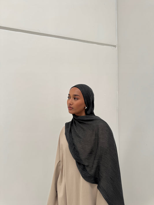 Crinkle Rayon Hijab // Charcoal