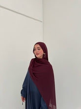 Load image into Gallery viewer, Classic Modal Hijab | Maroon