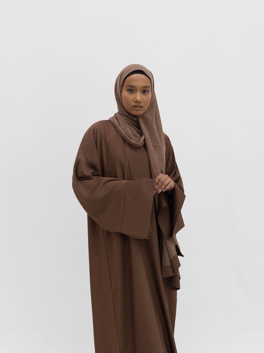 Alaïa closed abaya | Camel
